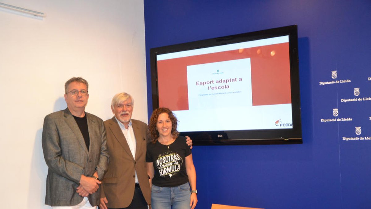 Joan Talarn, Josep Giménez y Sílvia Dalmau, ayer durante la presentación del programa.