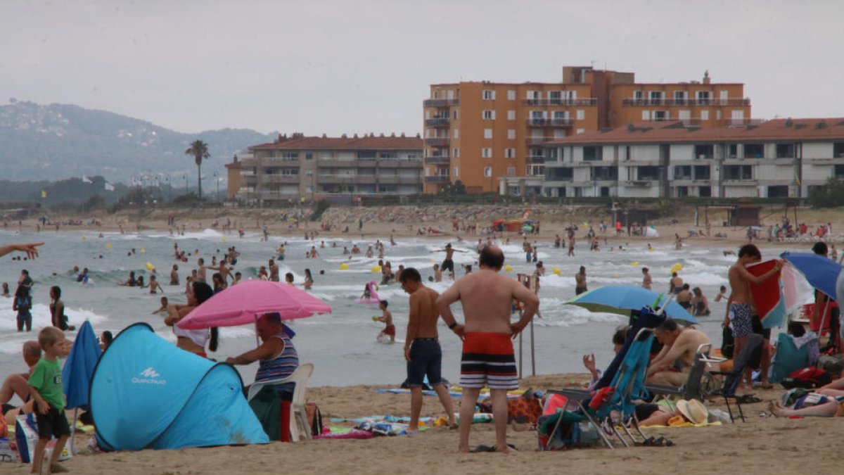 Una playa en el Estartit.