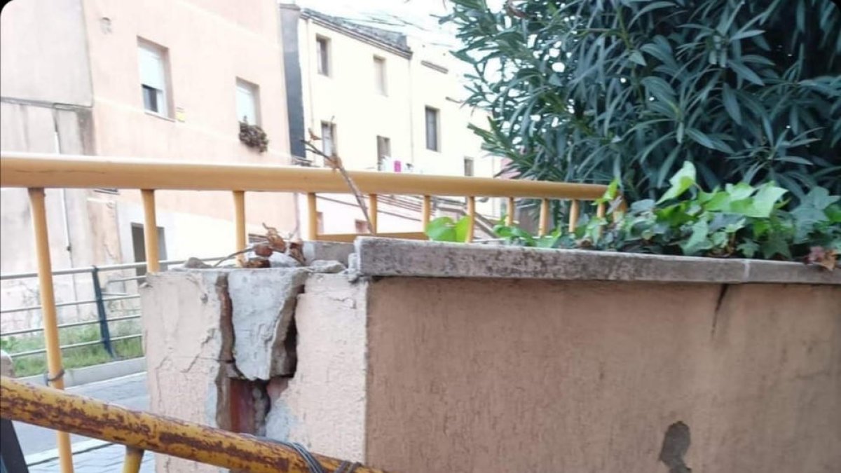 El muro está precintado.