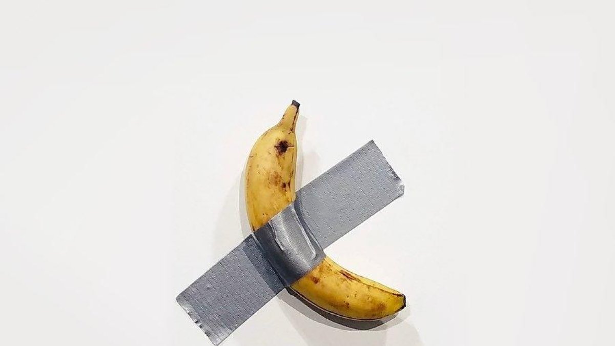 Un estudiant es menja una obra d'art valorada en 120.000 dòlars