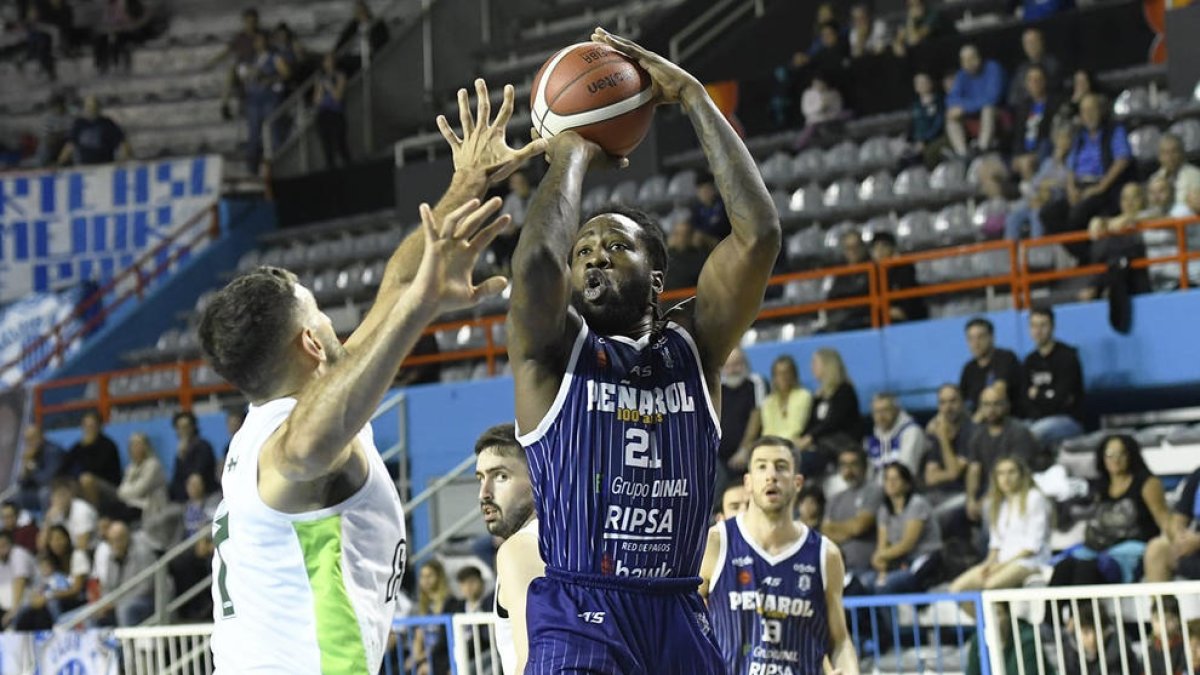 Sidibé, en un partit amb el Peñarol argentí.