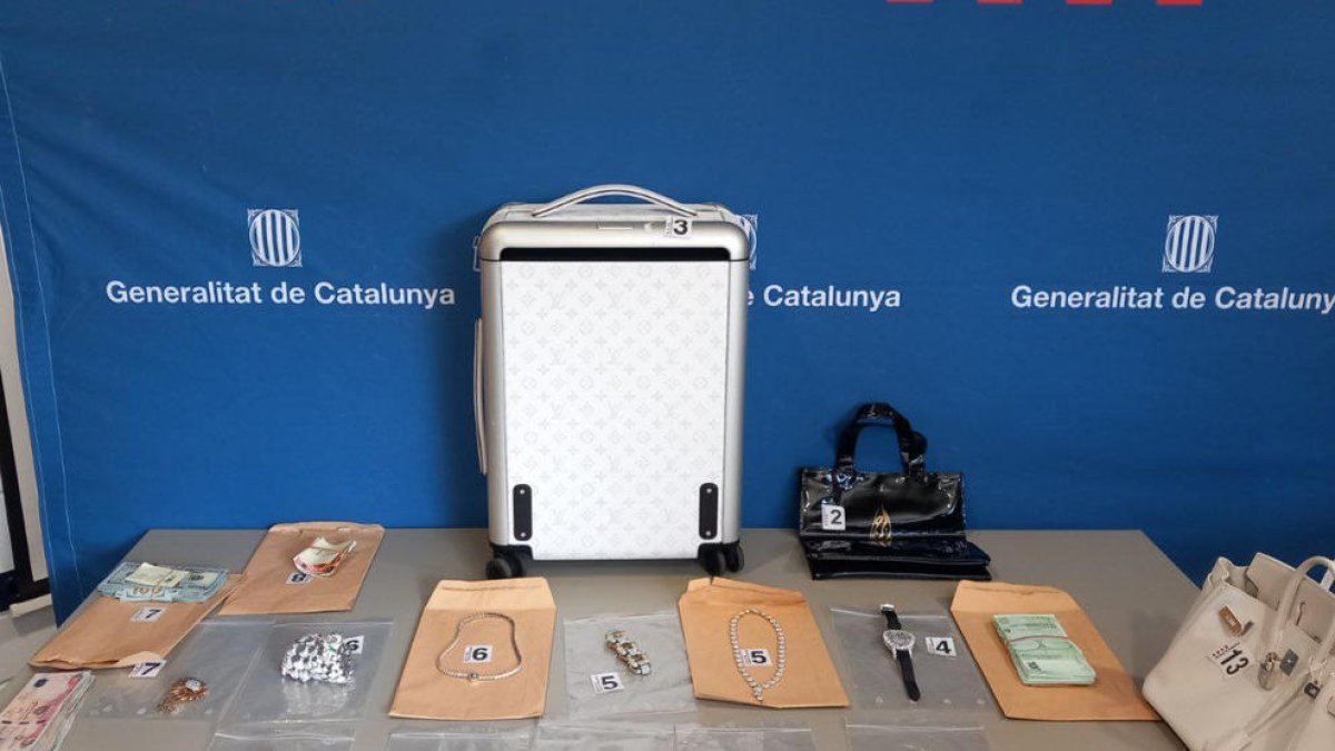 Las joyas robadas en el aeropuerto del Prat.