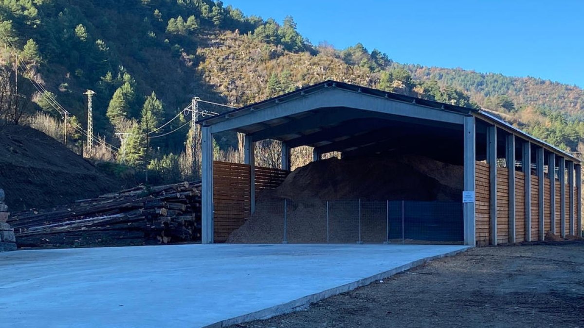 Centre logístic de biomassa a Montellà i Martinet.