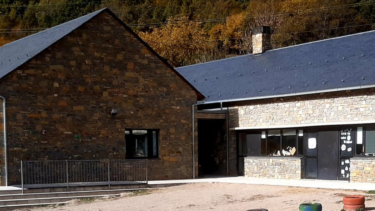 Pati actual del col·legi de la Vall de Boí.