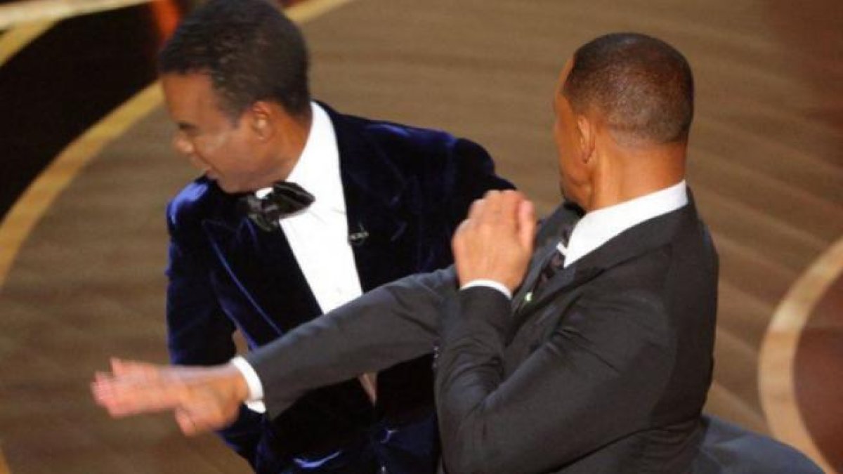 La ya histórica bofetada.