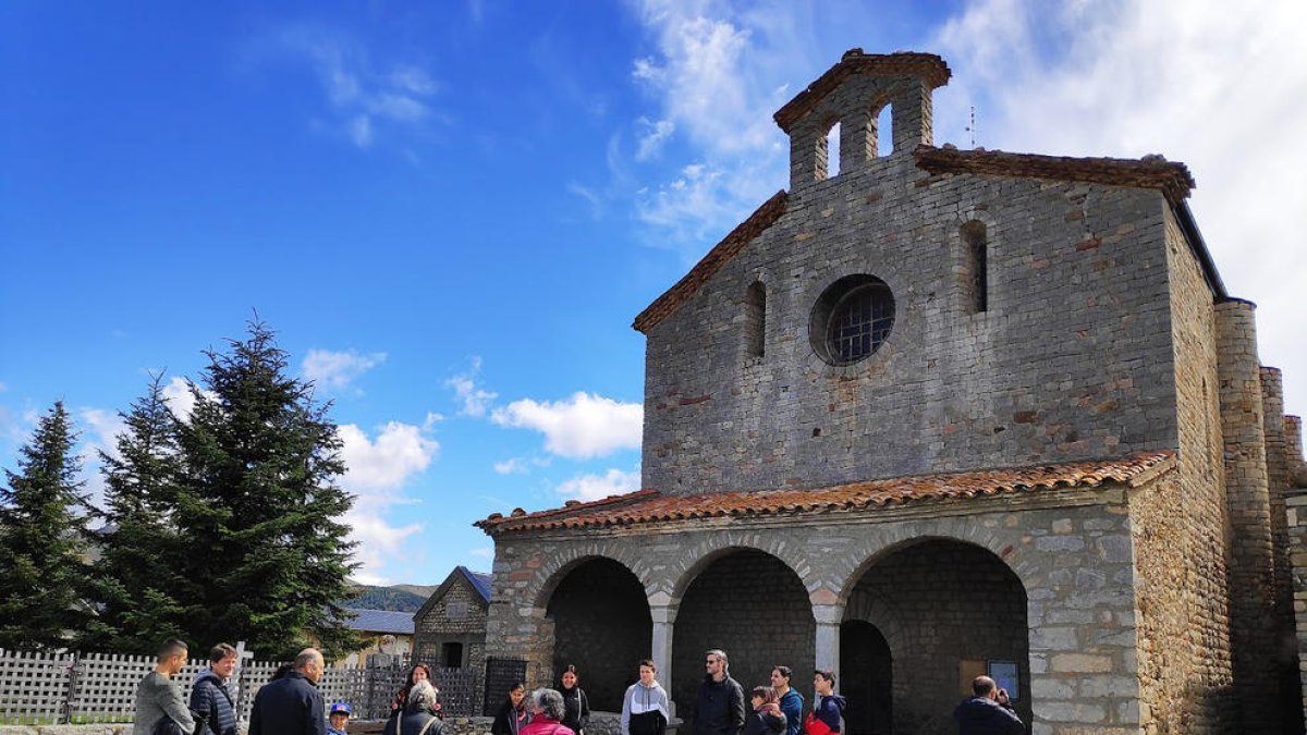 Visita a l’església de Santa Maria de Talló de Bellver.