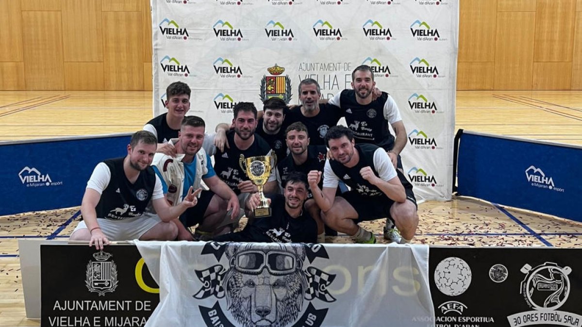 El Comando Serele conquista la AEFA Cup de fútbol sala de la Val d'Aran