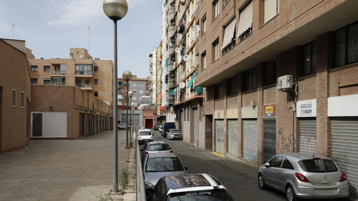 Vista del Passatge Agustí Duran en Cappont, paralelo a la avenida de Les Garrigues.