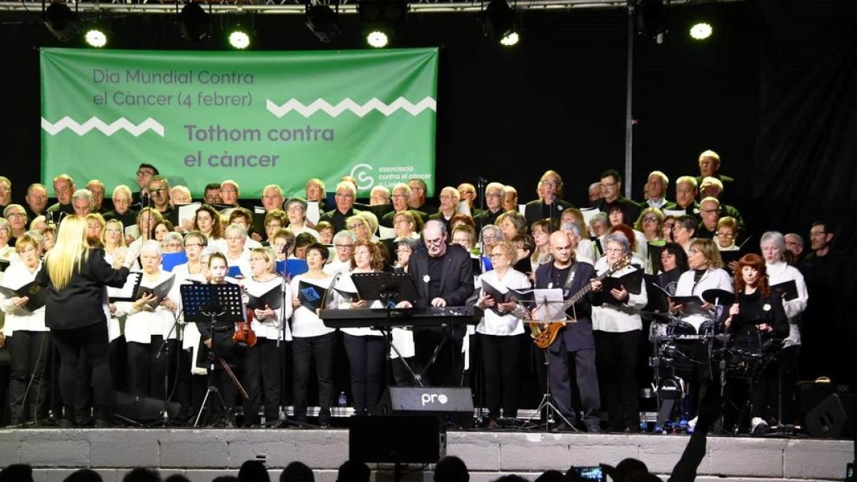 Concierto contra el cáncer en Miralcamp a cargo de trece corales de Lleida