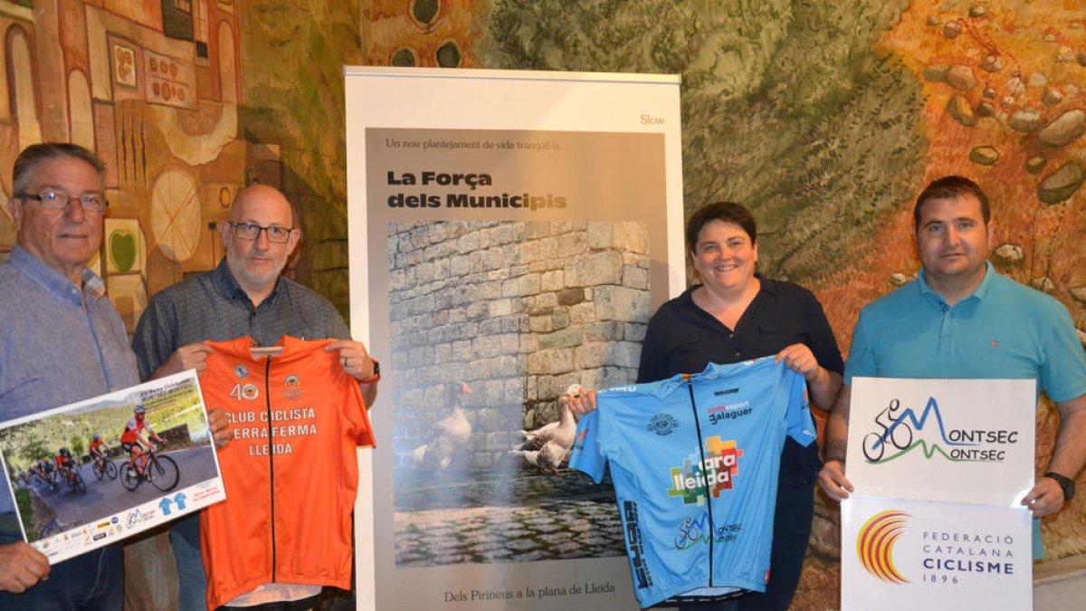 Un moment de la presentació de la Montsec-Montsec, ahir a la Diputació.