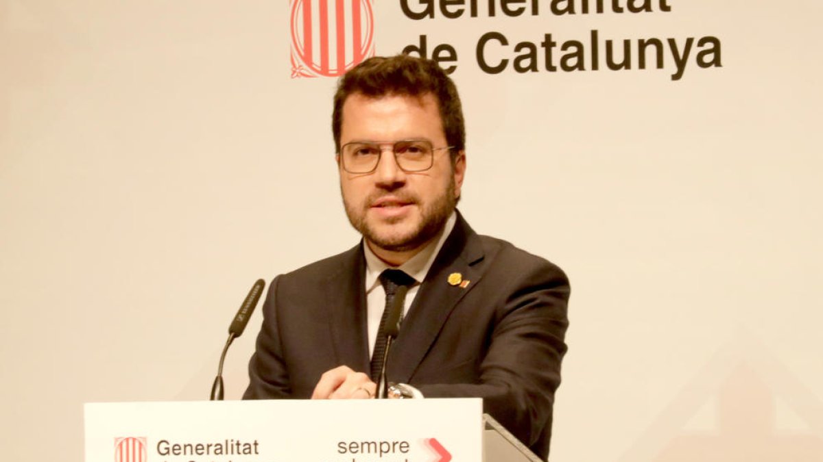 Aragonès dona suport a Puigdemont, Comín i Ponsatí: