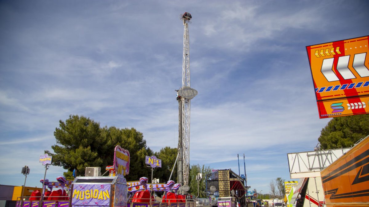 Les Firetes estan situades a l'antiga Hípica, a l'inici del camí de Grenyana.