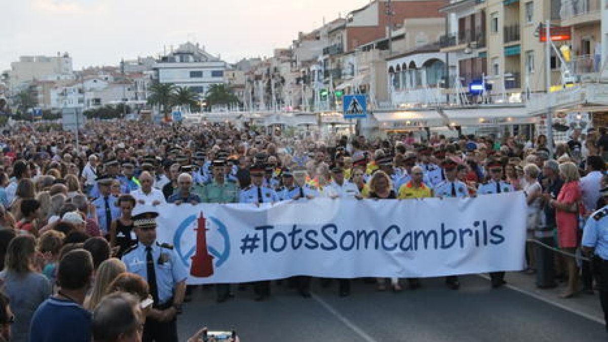 Imagen de archivo de la manifestación en Cambrils tras el atentado.