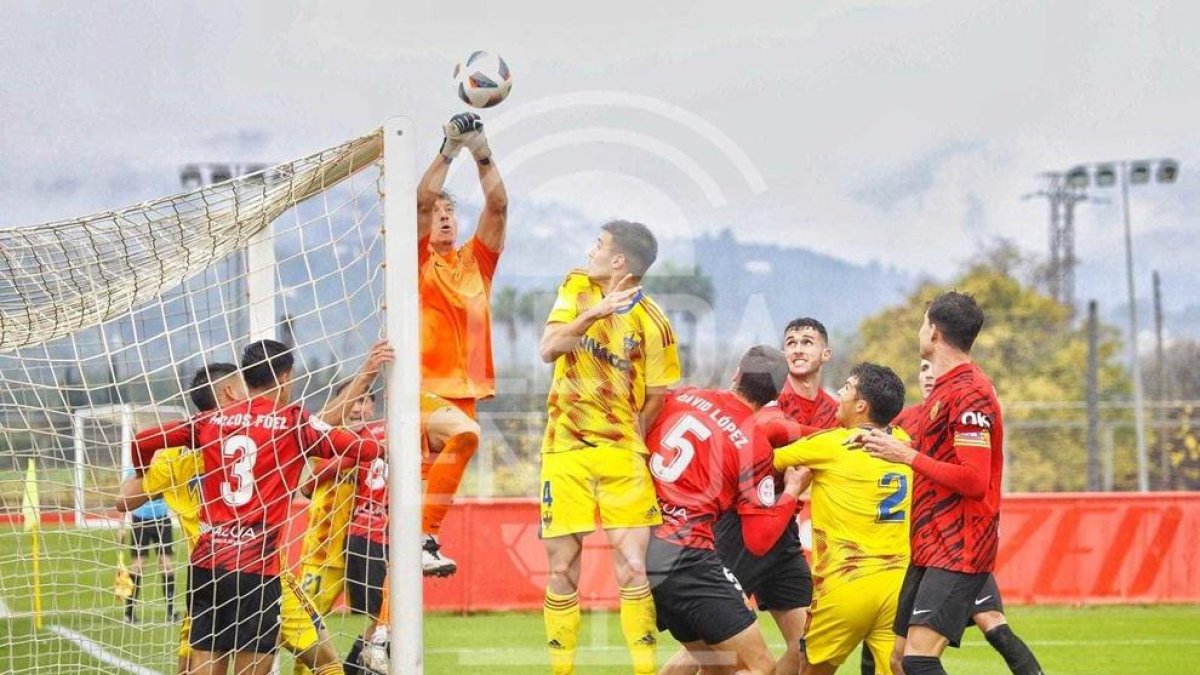 El Lleida cae a Mallorca por una desconexión en la segunda parte (2-1)