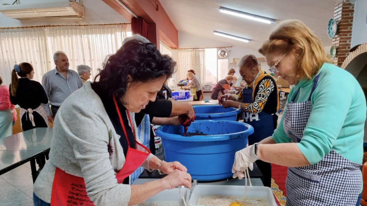 Dinar popular a la Casa d'Extremadura