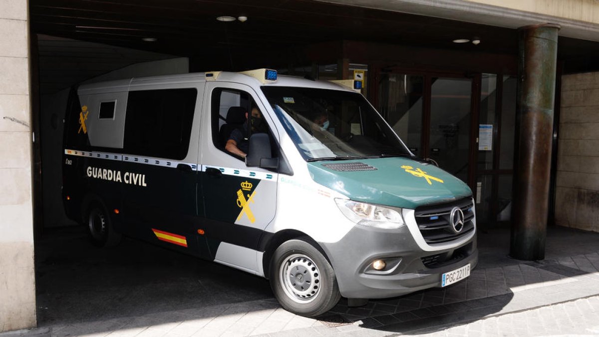 Hallan ahorcado en su celda al acusado del triple crimen de Valladolid