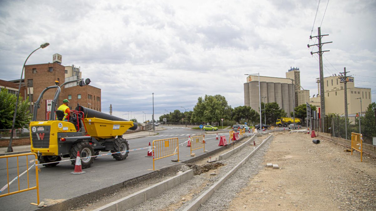 Estado de las obras de ampliación en la avenida Industria.