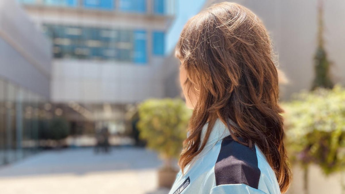Se renueva el uniforme, que mantiene el azul, incluido el calzado.