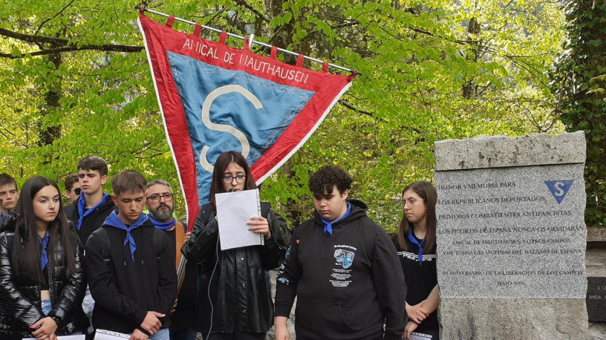 Alumnos del Segrià homenajean a los deportados a campos nazis