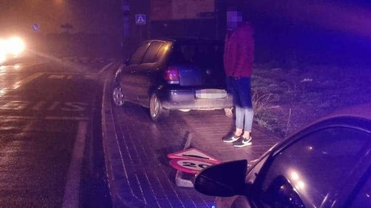 Detingut un conductor per circular begut i sense carnet i agredir els agents de la Guàrdia Urbana de Lleida