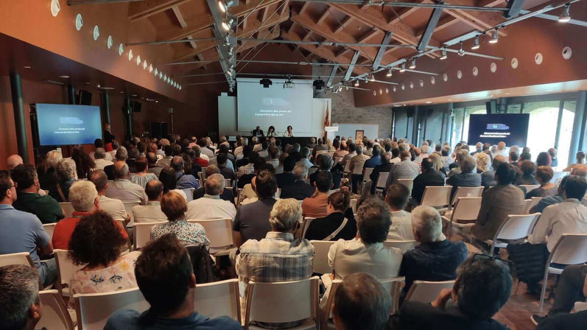 Un momento de la asamblea que la FCAC celebró ayer en Sant Fruitós de Bages.