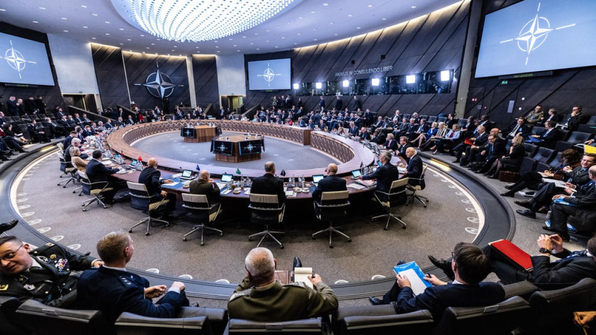 Los ministros de Defensa de la OTAN reunidos en Bruselas.