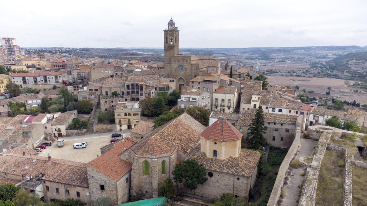 Vista aérea del equipamiento cultural de Sant Domènec de Cervera.