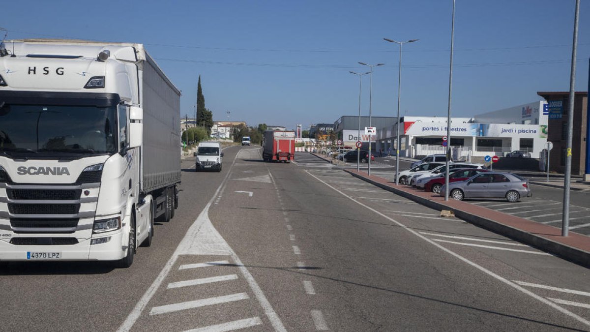 El consistorio destinará medio millón a arreglar la avenida de Cervera, uno de los accesos a la ciudad.