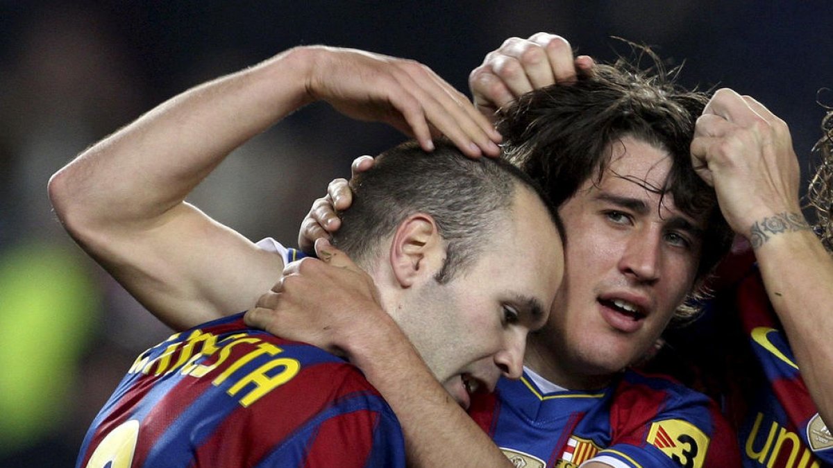 Iniesta i Bojan, quan van coincidir al Barcelona.