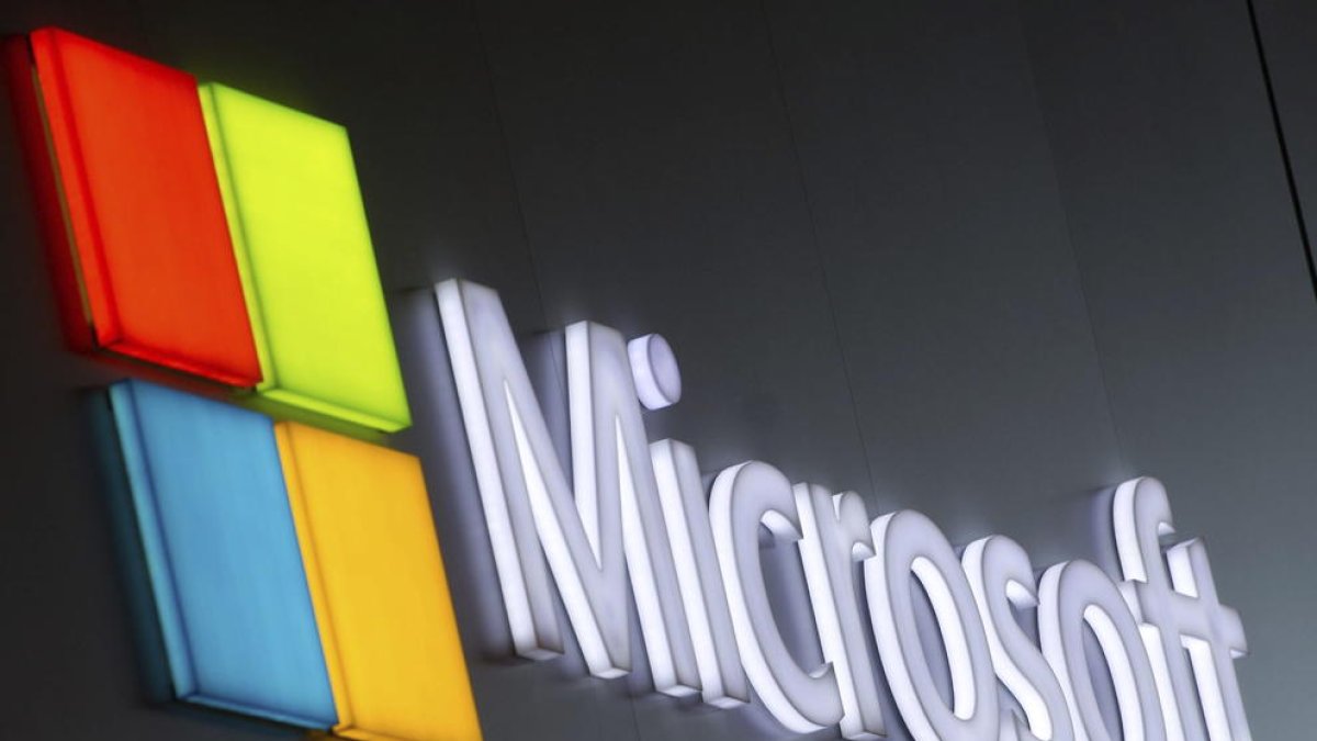 Microsoft planea invertir 10.000 millones de dólares en la empresa que creó ChatGPT