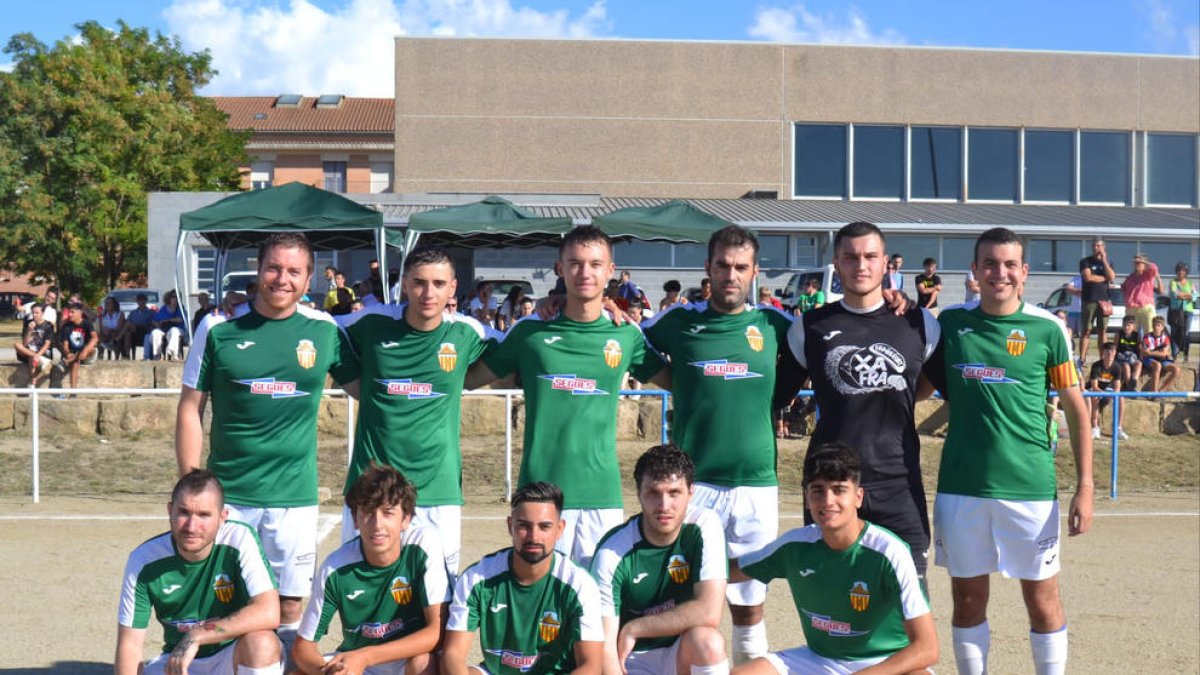 El primer onze de la UE Sant Ramon quinze anys després.