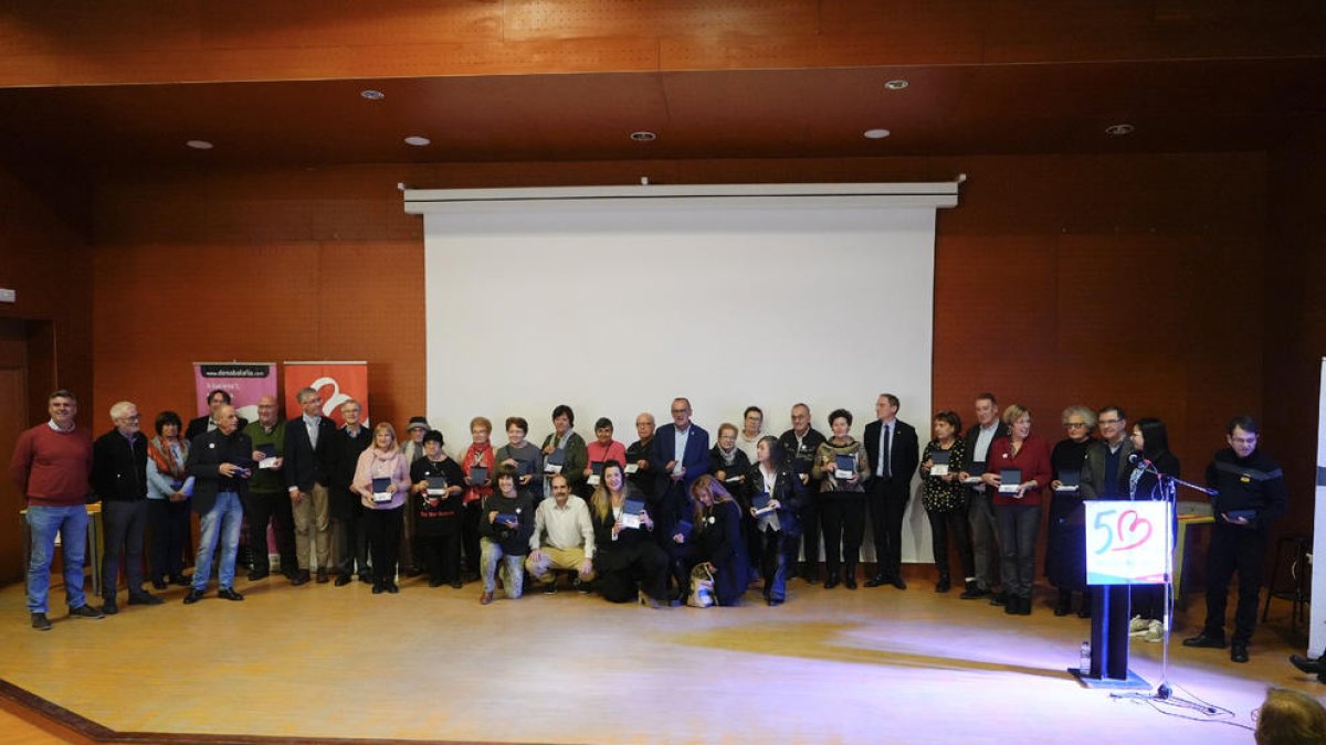 El president veïnal, Toni Baró, s’adreça als assistents a la gala, celebrada al centre cívic.