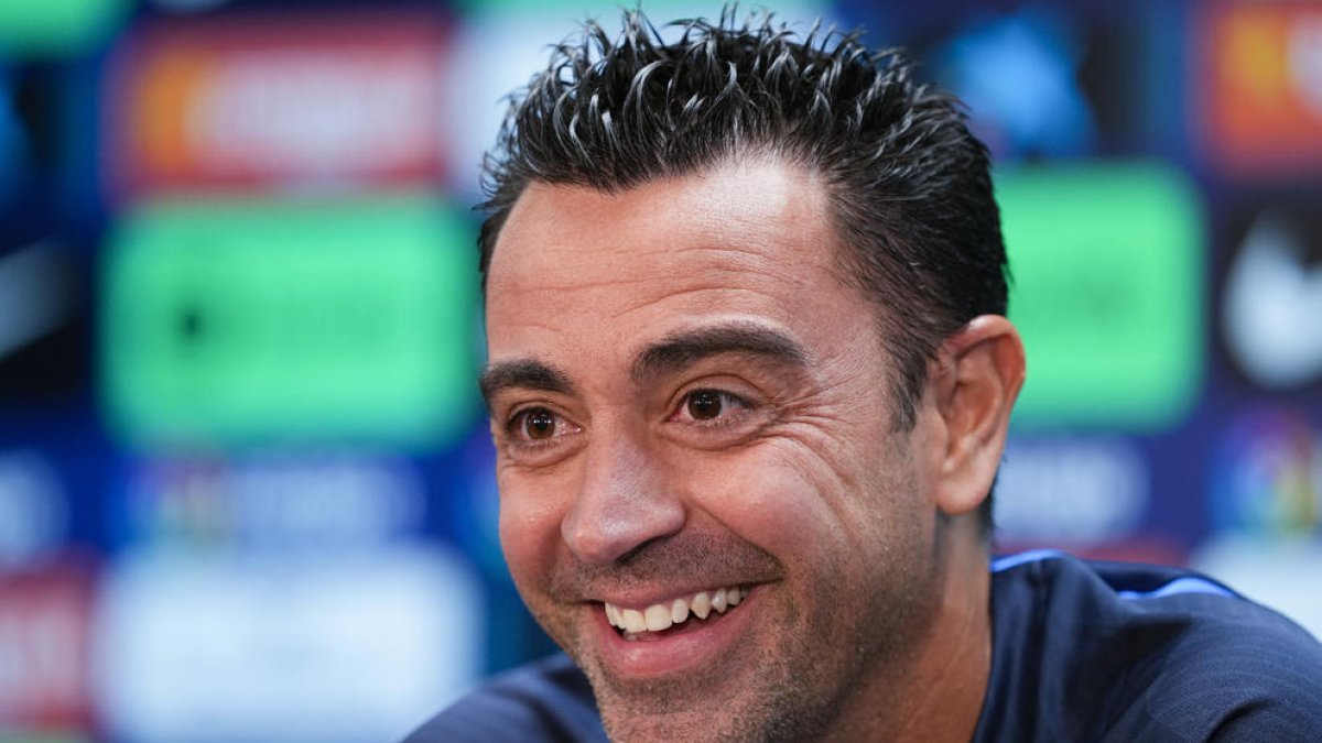 Xavi Hernández, ahir durant la roda de premsa.