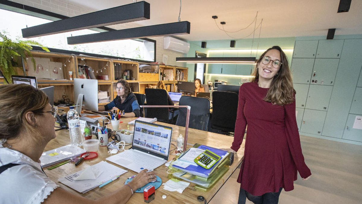 El CEI Balaguer, creado inicialmente como vivero de empresas, acoge también un espacio de coworking para empresarios que ya han consolidado su actividad.