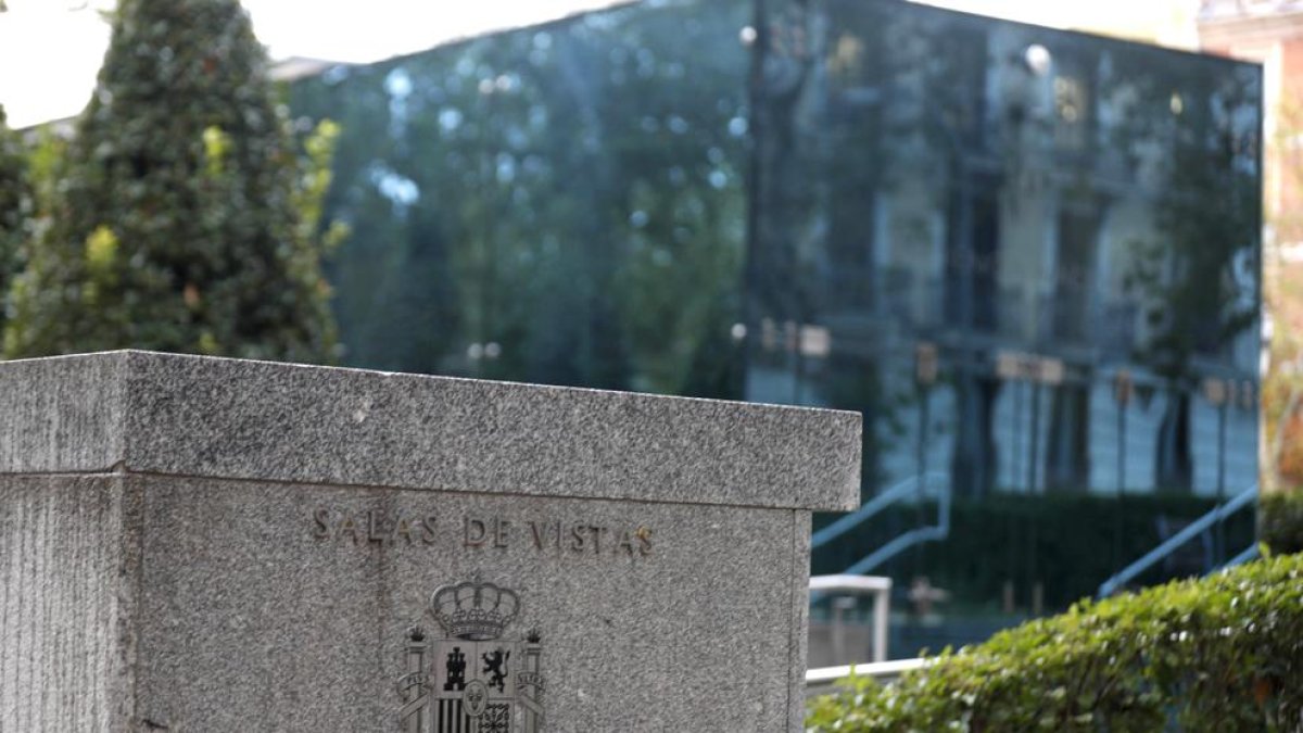 El juez envía a prisión a las dos mujeres de yihadistas llegadas de Siria