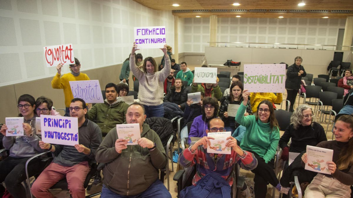 El Grup Alba de Tàrrega presenta el nou codi ètic