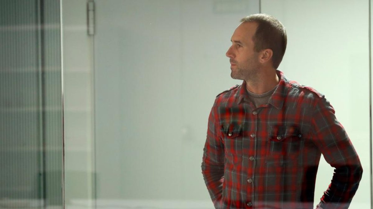 Txeroki arriba a Espanya per ser jutjat per un atemptat d'ETA a Bilbao el 2002