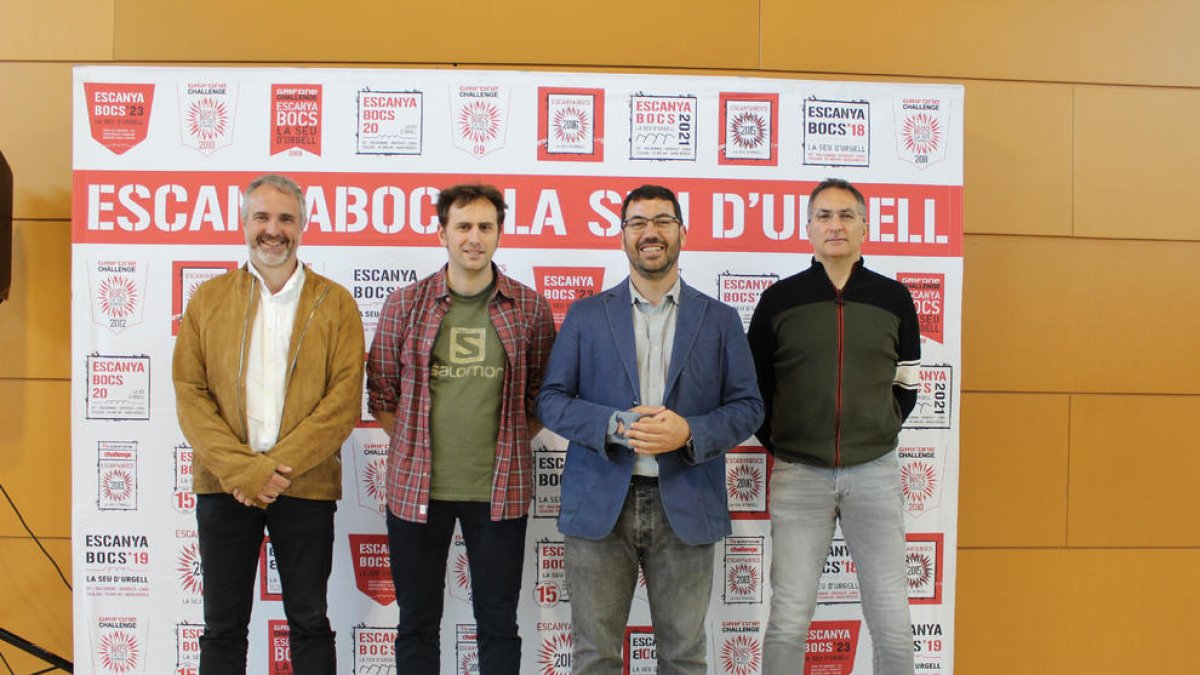 Los participantes en la presentación de la competición.