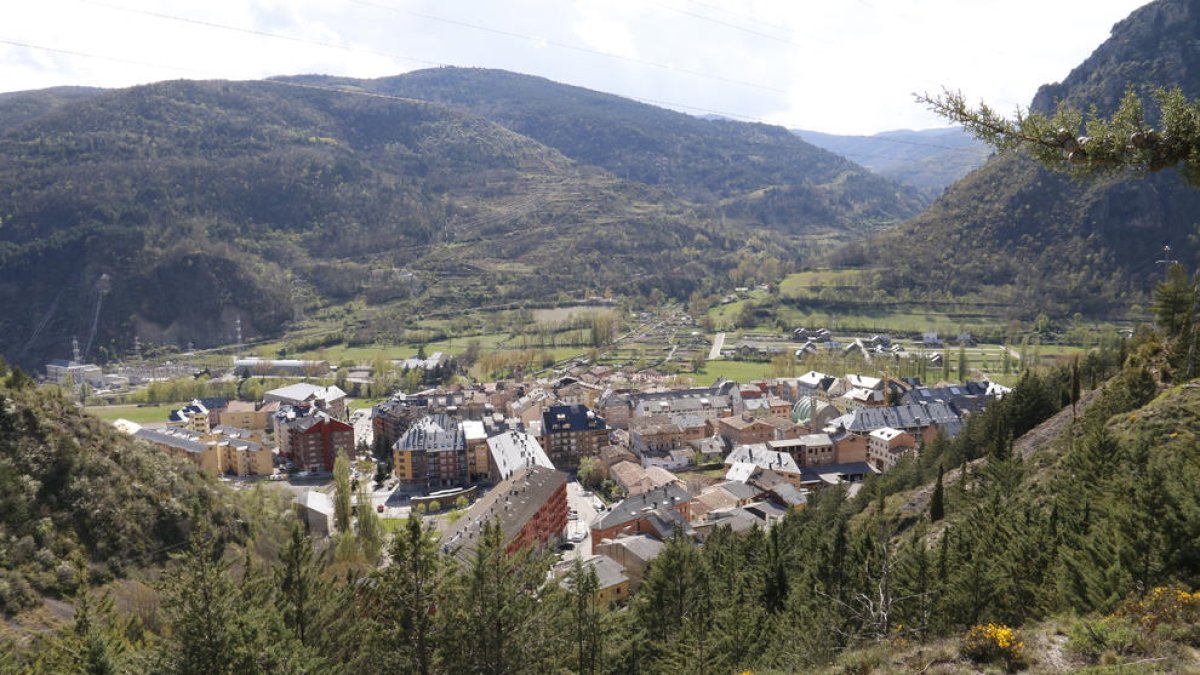 Imagen de archivo de una vista de El Pont de Suert.