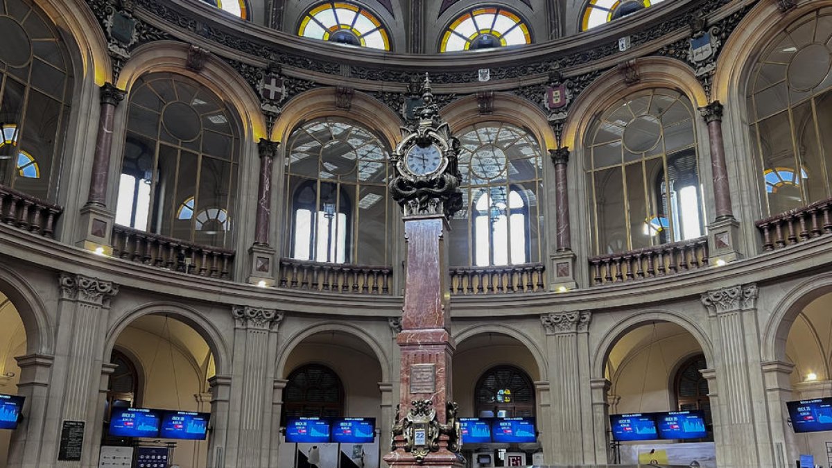Imagen de ayer del interior de las instalaciones de la Bolsa de Madrid.