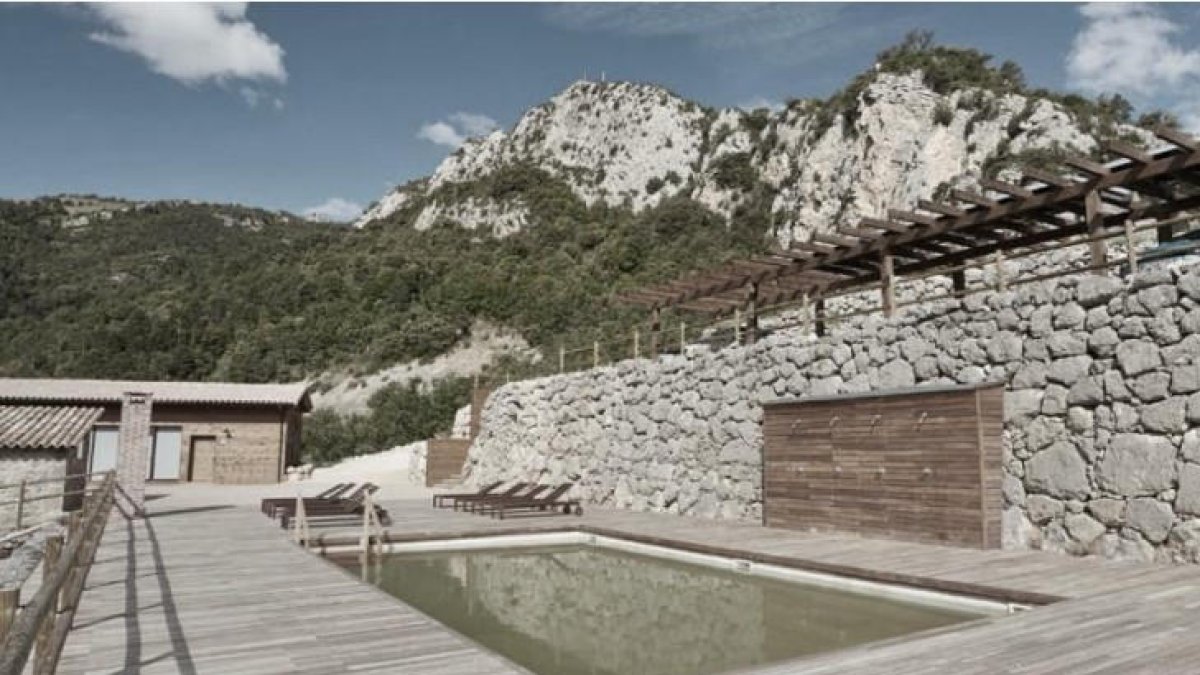 La actual balsa de agua salada en el complejo de Cambrils.