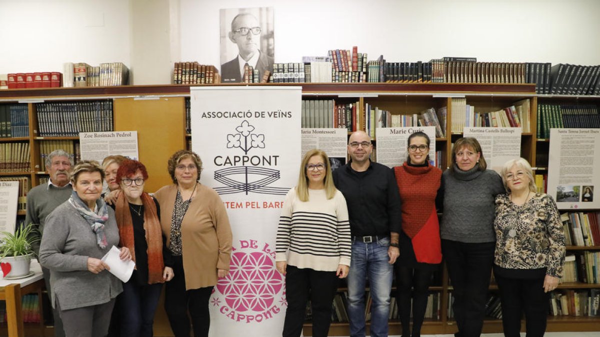 Miembros de la junta y de la asociación tras la asamblea.