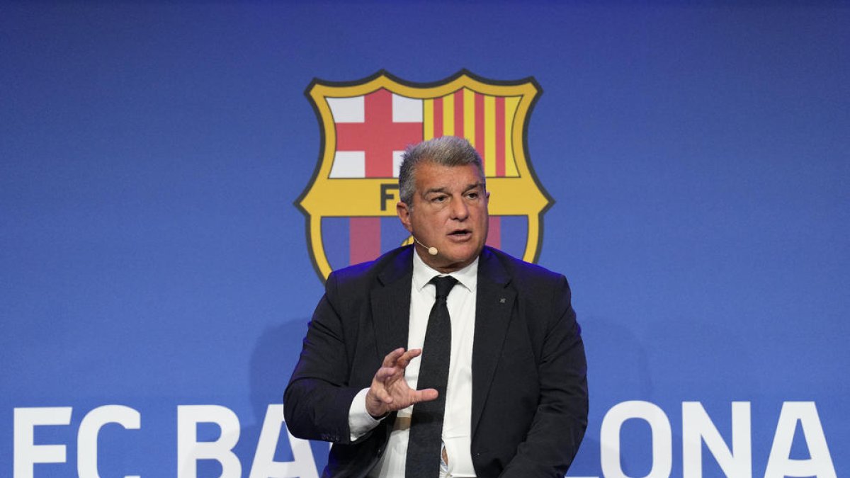 Joan Laporta, durant la roda de premsa que va oferir ahir a l’Auditori 1899 del Camp Nou.
