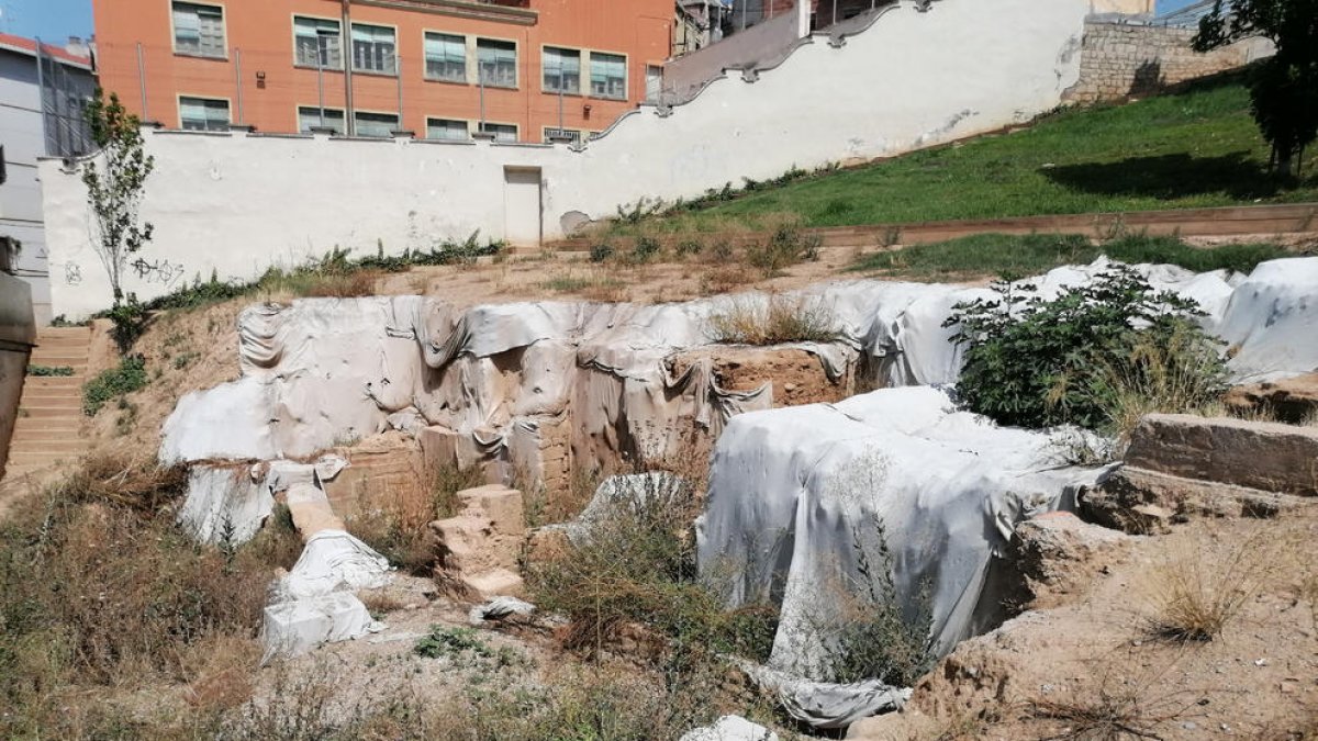 Los restos del Call que en 2018 quedaron tapados sin ser visitables se encuentran en este estado.