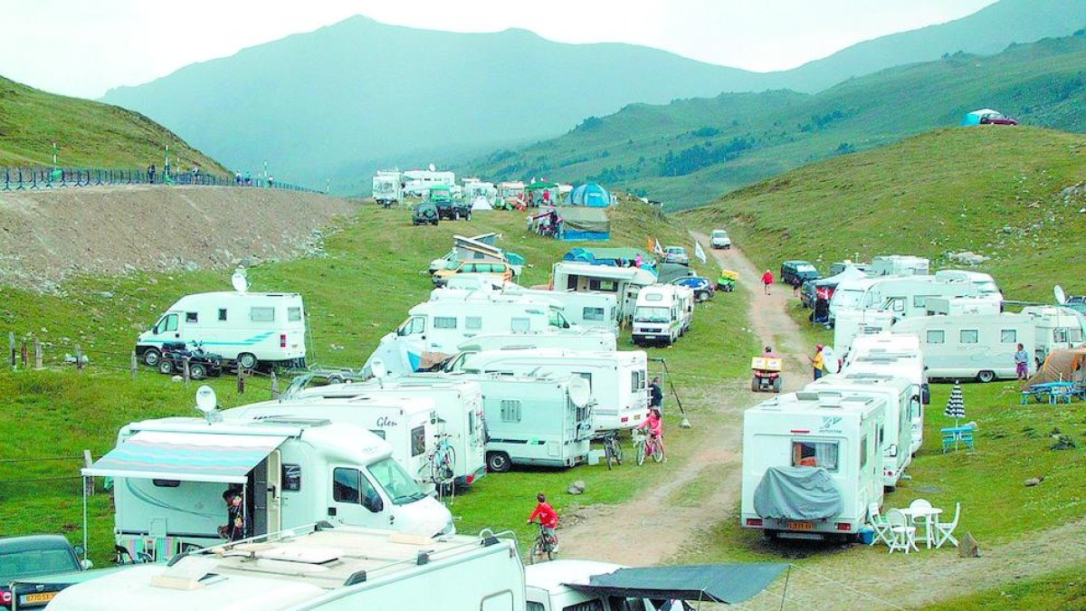 Imagen de archivo de autocaravanas en el Pla de Beret.