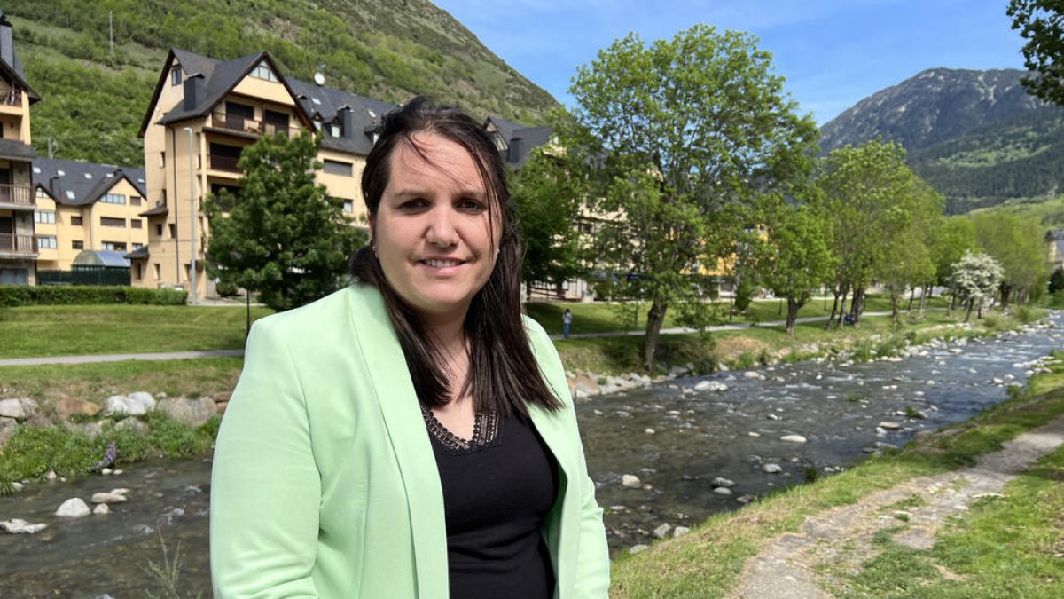 El futur del Conselh Generau d'Aran estarà en mans d'una dona: Maria Vergès (UA) o Ròsa Maria Salgueiro (CDA)