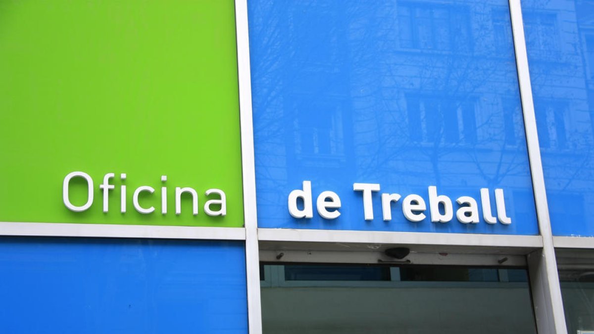 Rètol d'una oficina de Treball.