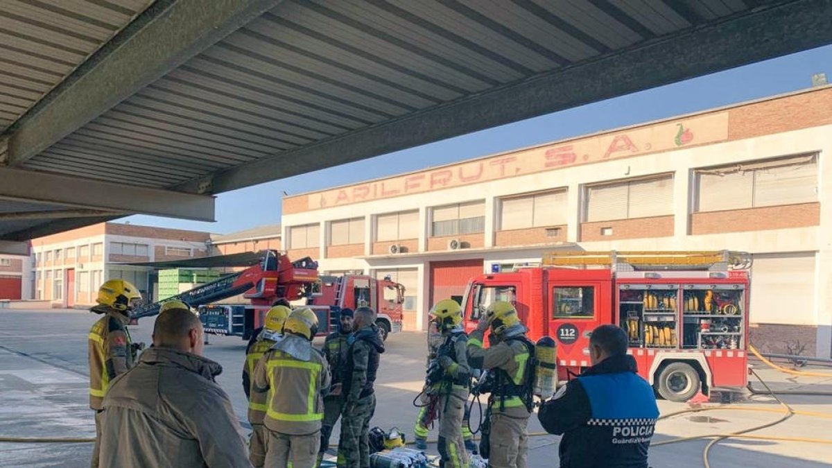 Bomberos y Urbana.