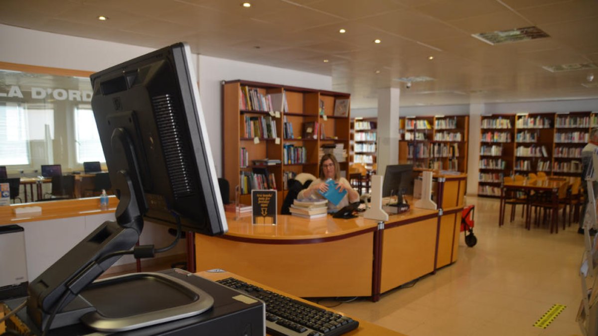 La biblioteca tancarà el 17 de juliol fins al 21 d’agost.