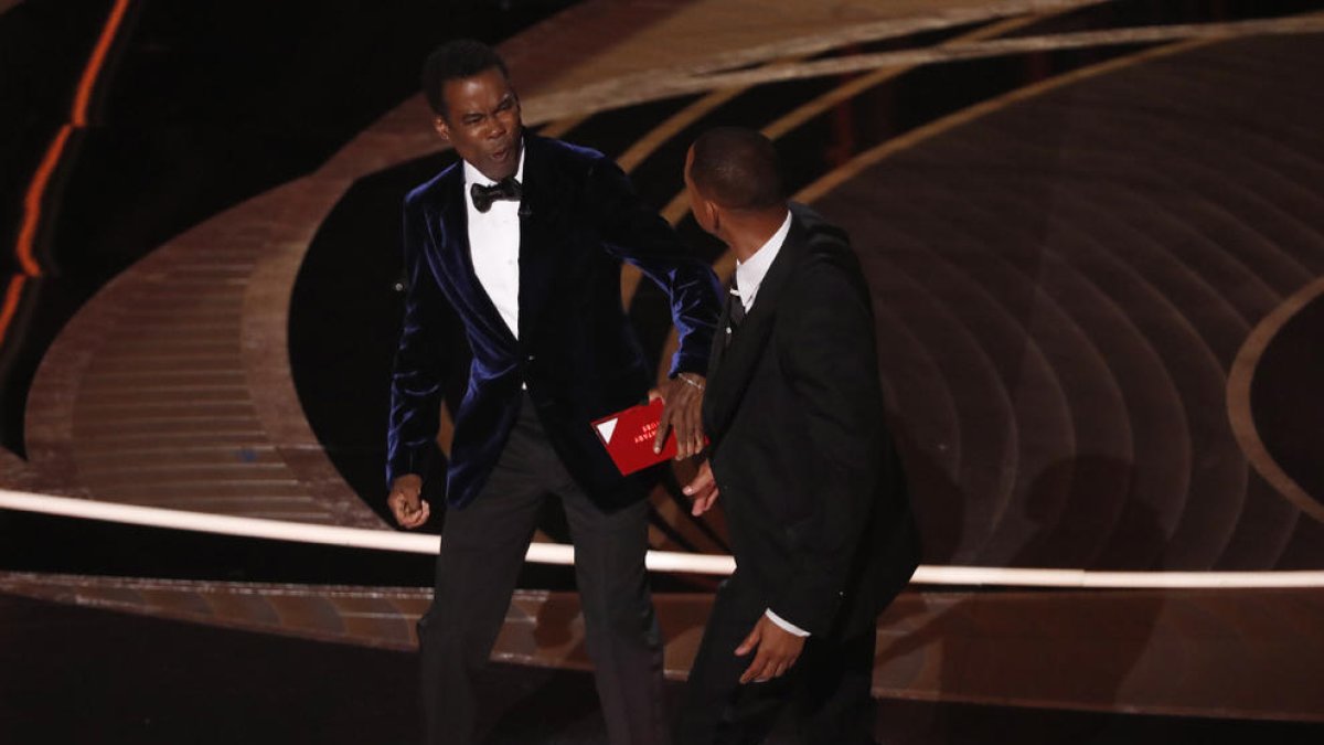 En la gala del 28 de marzo del año pasado, Will Smith abofeteó al presentador, el cómico Chris Rock.